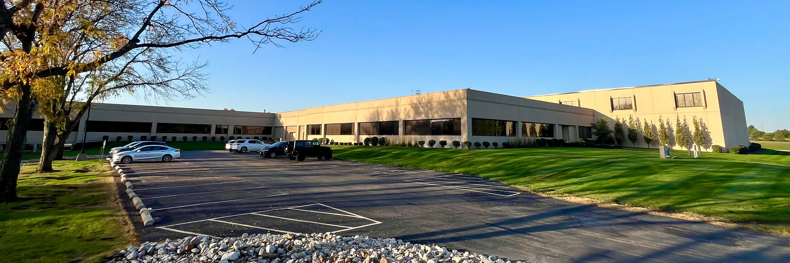 Image of property located at 1709 and 1711 General Electric Road, Bloomington, IL